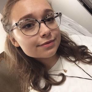 Meet your Posher, Abigail